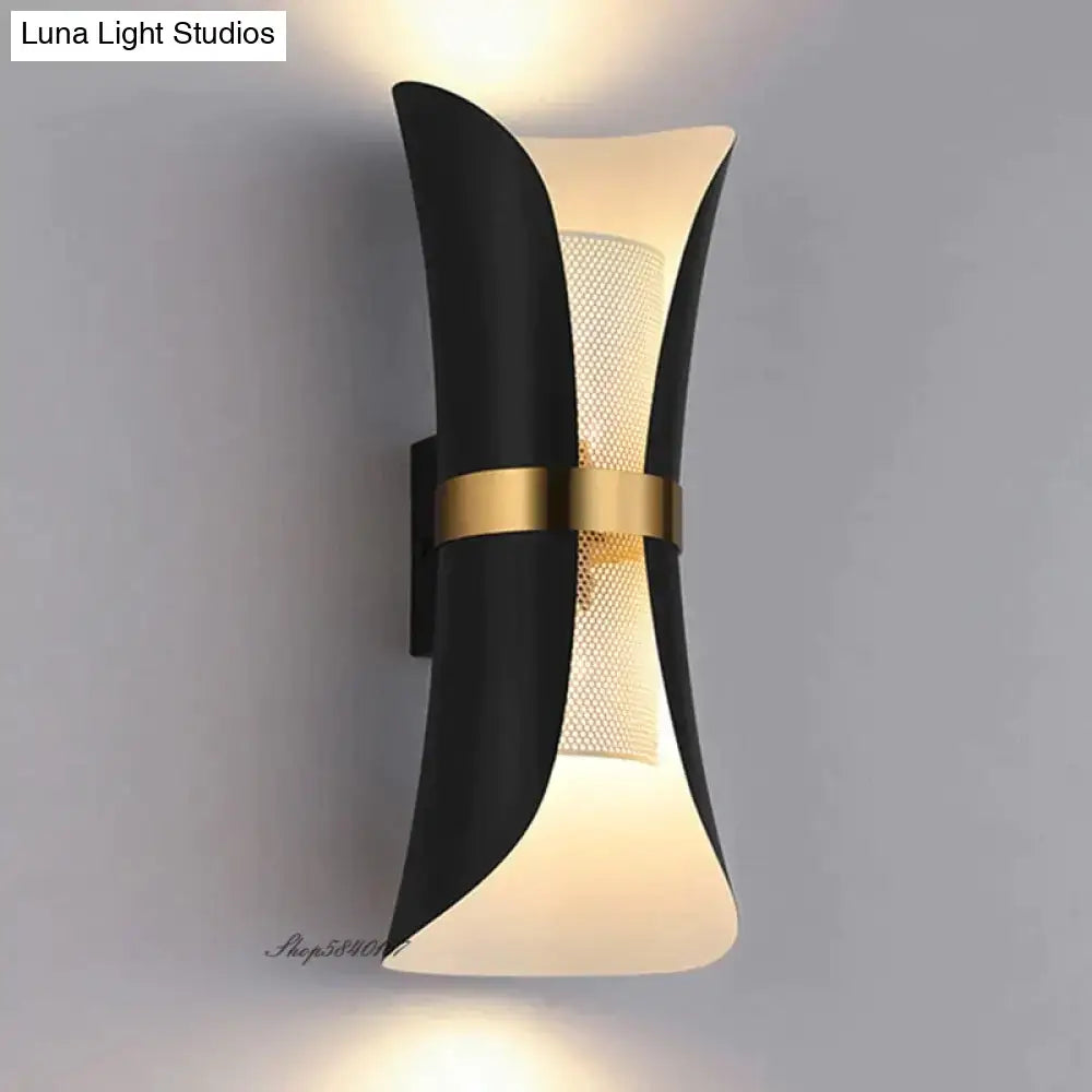 Modern black & gold curved wall lamp for bedroom