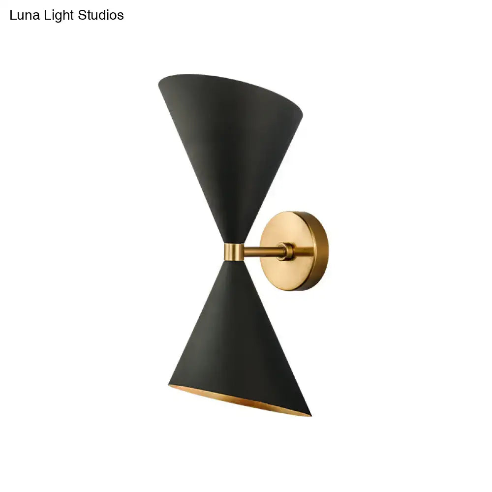DecorBites™ Modern Double Cone-Shaped Wall Lamp - 2 Lights - Black - Wall Mounted Lighting for Hallway