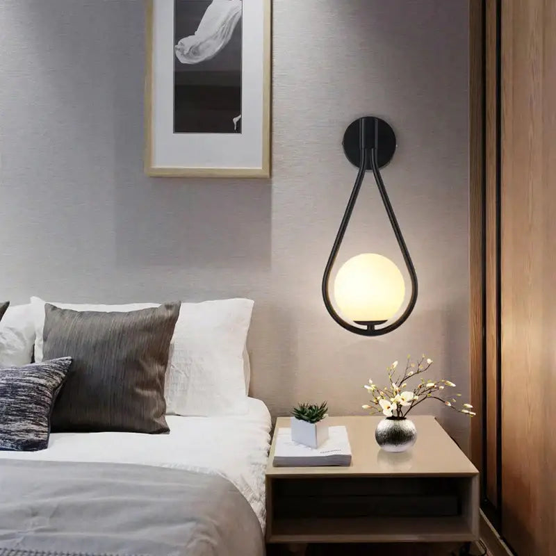 DecorBites™ LED Wall Sconce with G9 Bulb for Indoor Lighting in Black Gold
