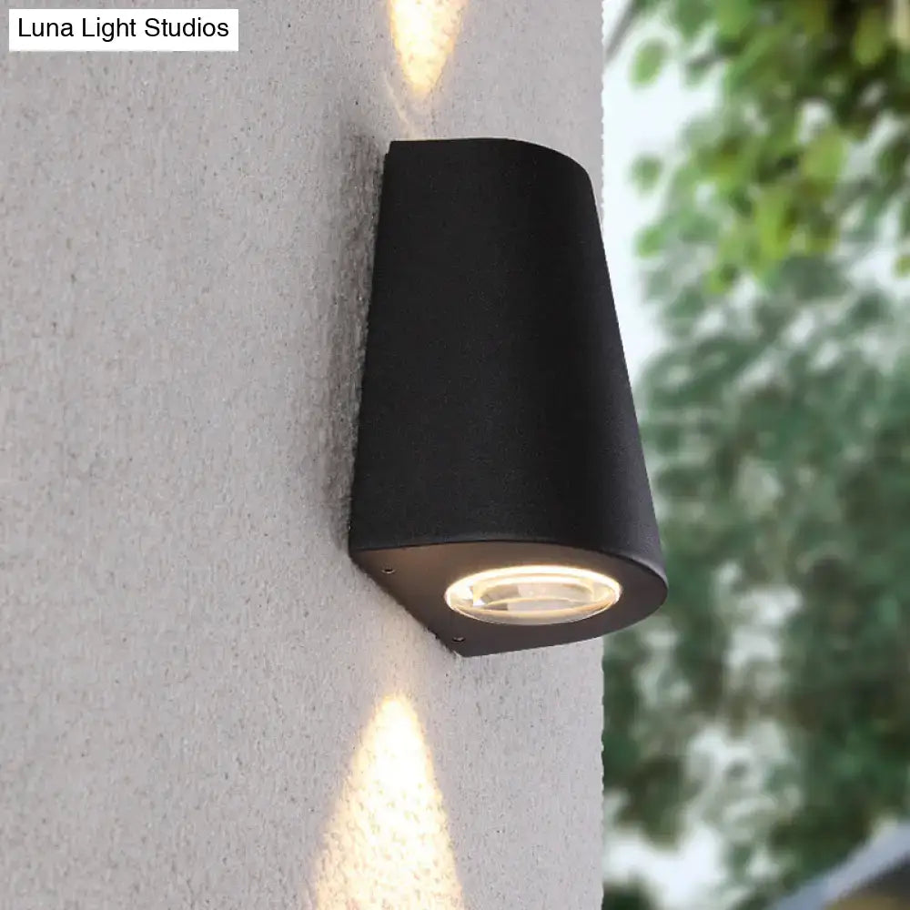 DecorBites™ Modern Trapezoid LED Wall Sconce in Black - Metallic Garden Wall Light