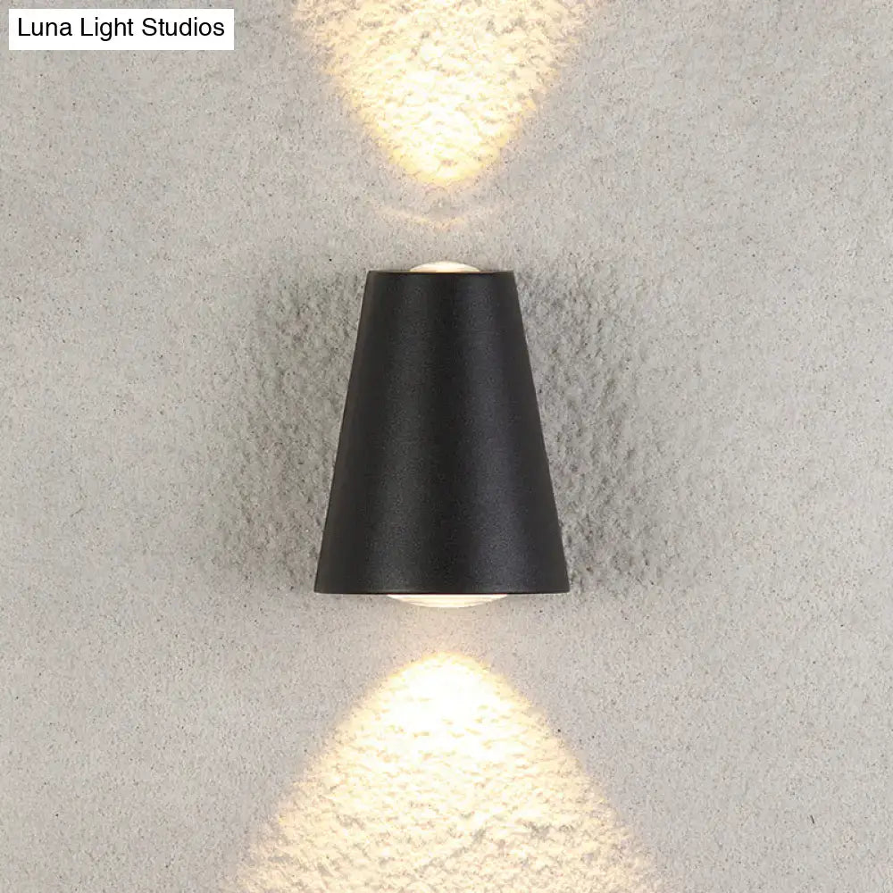 DecorBites™ Modern Trapezoid LED Wall Sconce in Black - Metallic Garden Wall Light