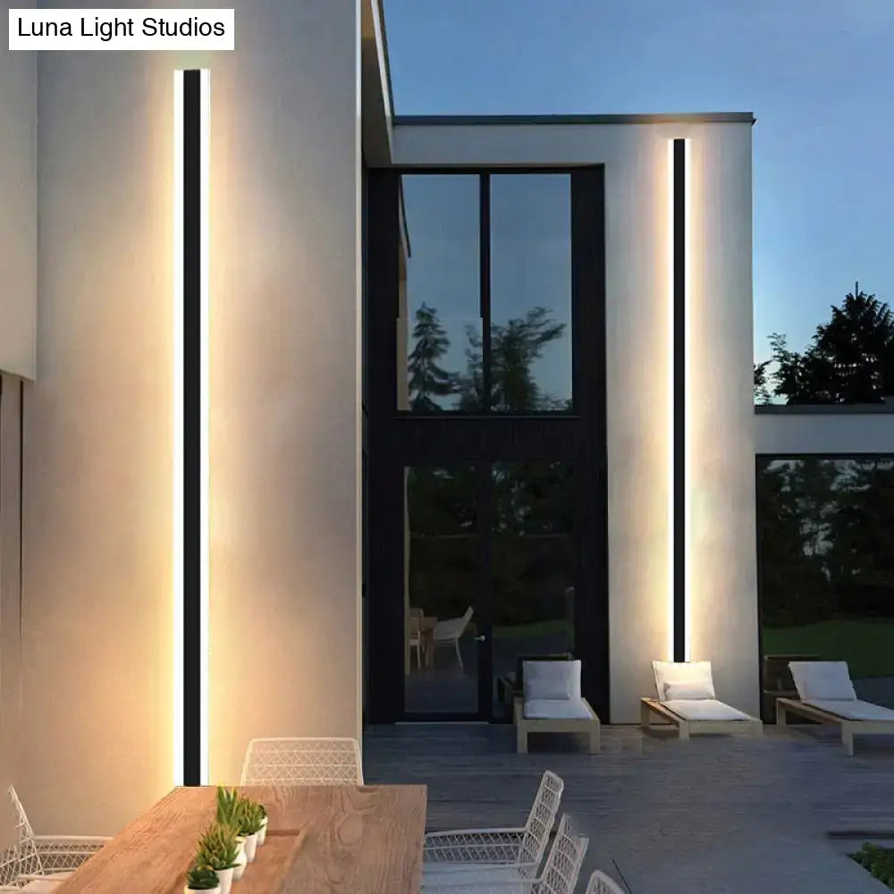 Modern black vertical led wall sconce living room ip65 waterproof