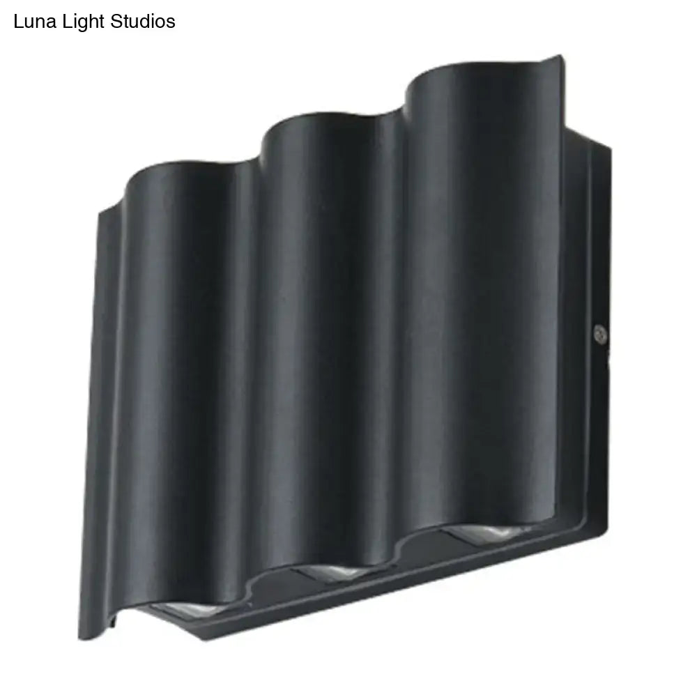 Modern black wavy metal shade wall light – patio warm white light