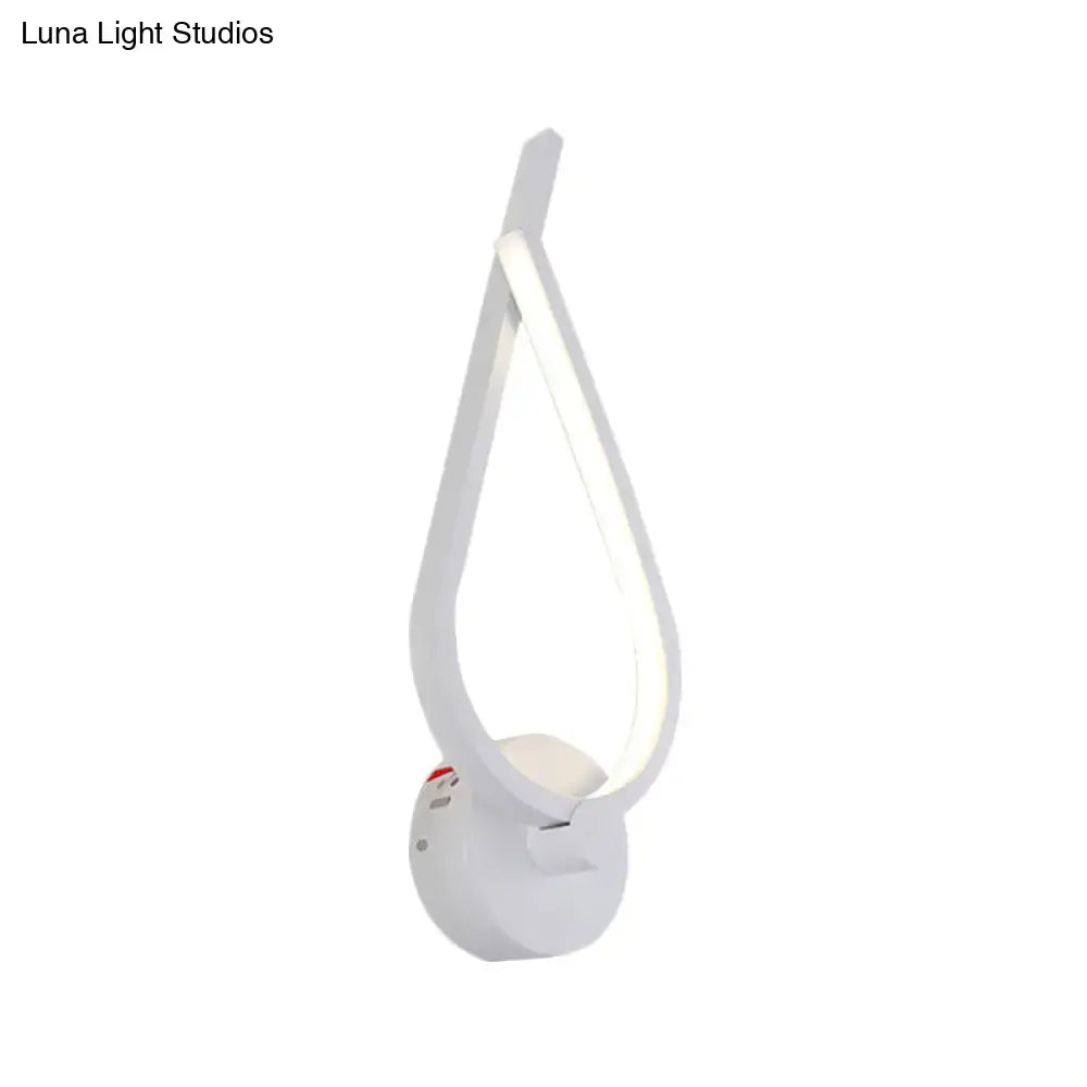 Modern black & white metal kink linear wall light corridor sconce