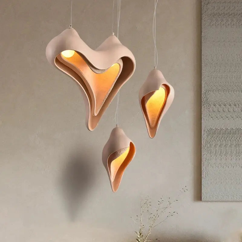 DecorBites™ Conch Chandelier: Creative Design Pendant Light for Restaurant, Bar, Bedroom Decor