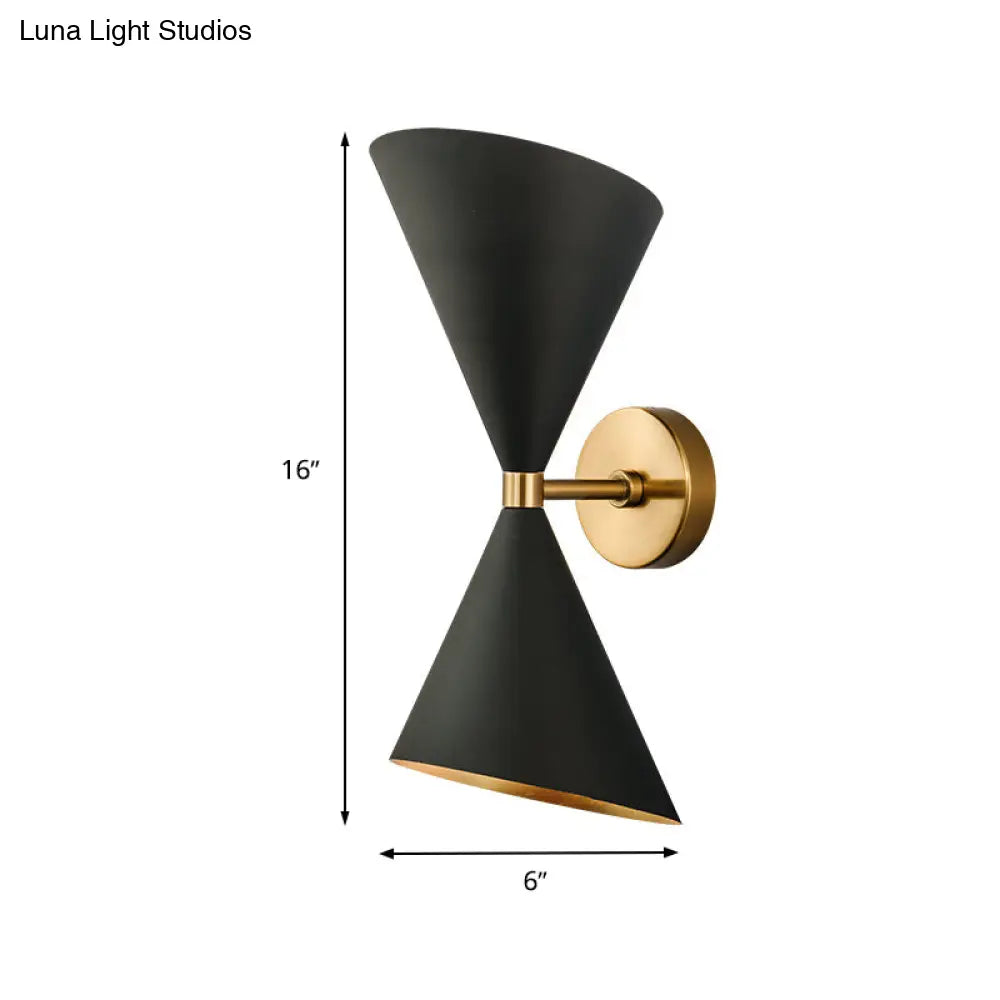 DecorBites™ Modern Double Cone-Shaped Wall Lamp - 2 Lights - Black - Wall Mounted Lighting for Hallway