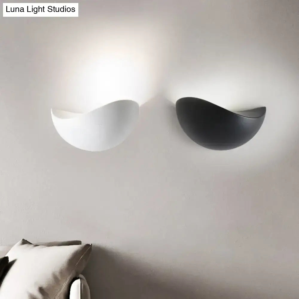 Modern metallic wall washer light bedroom ceramic sconce black & white