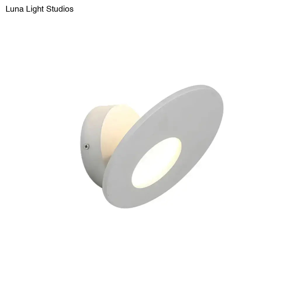Modern round acrylic integrated led wall lamp bedroom black & white