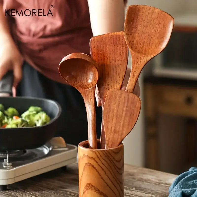 Natural polished 4-piece wooden kitchen utensil set