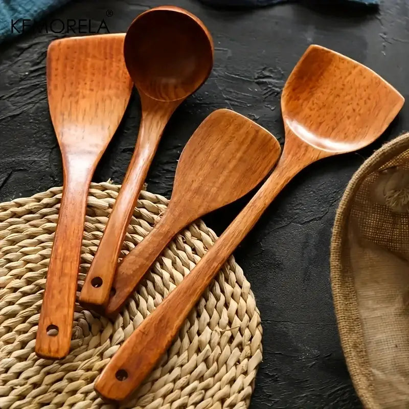 Natural polished 4-piece wooden kitchen utensil set