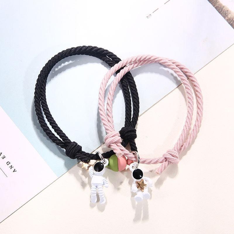 New Magnet Couple Bracelet Star Astronaut Paired Bracelet Attractive Fashion Star Magnetic Bracelets For Couples Jewelry Gifts Set For Couple Bestfriend Girlfriend Boyfriend Women Men