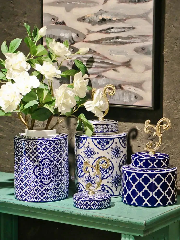 DecorBites™ Blue & White Porcelain Covered Vase Jar: Retro Chinese Home Decor Flower Arrangement & Organization
