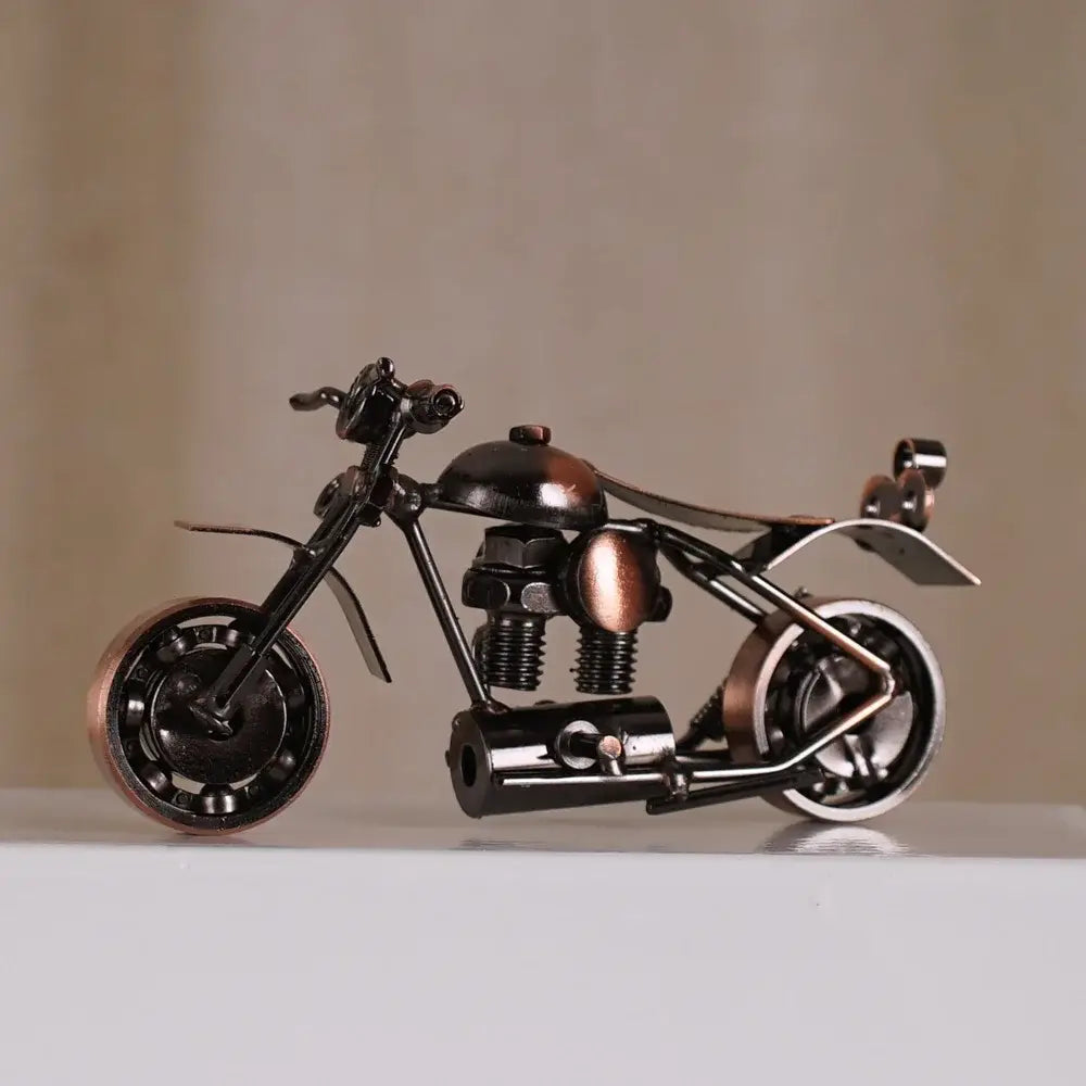 DecorBites™ 14cm Retro Motorcycle Model Metal Figurine Home Decor & Toy