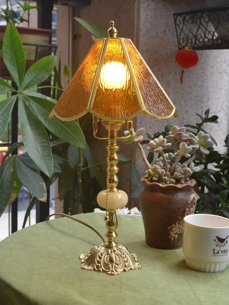Retro pink stained glass brass desk lamp bedroom vintage light