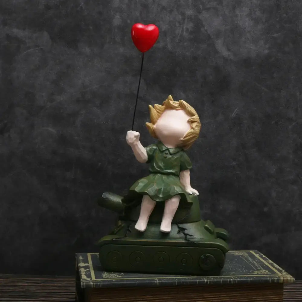 Whimsical balloon girl tank resin statues living room decor