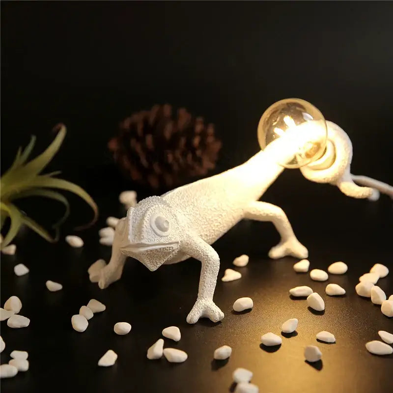 White decorbites chameleon figure resin wall lamp bedroom night light
